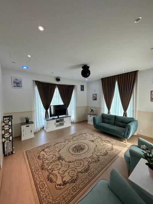 Green Homestay Nilai Zewnętrze zdjęcie