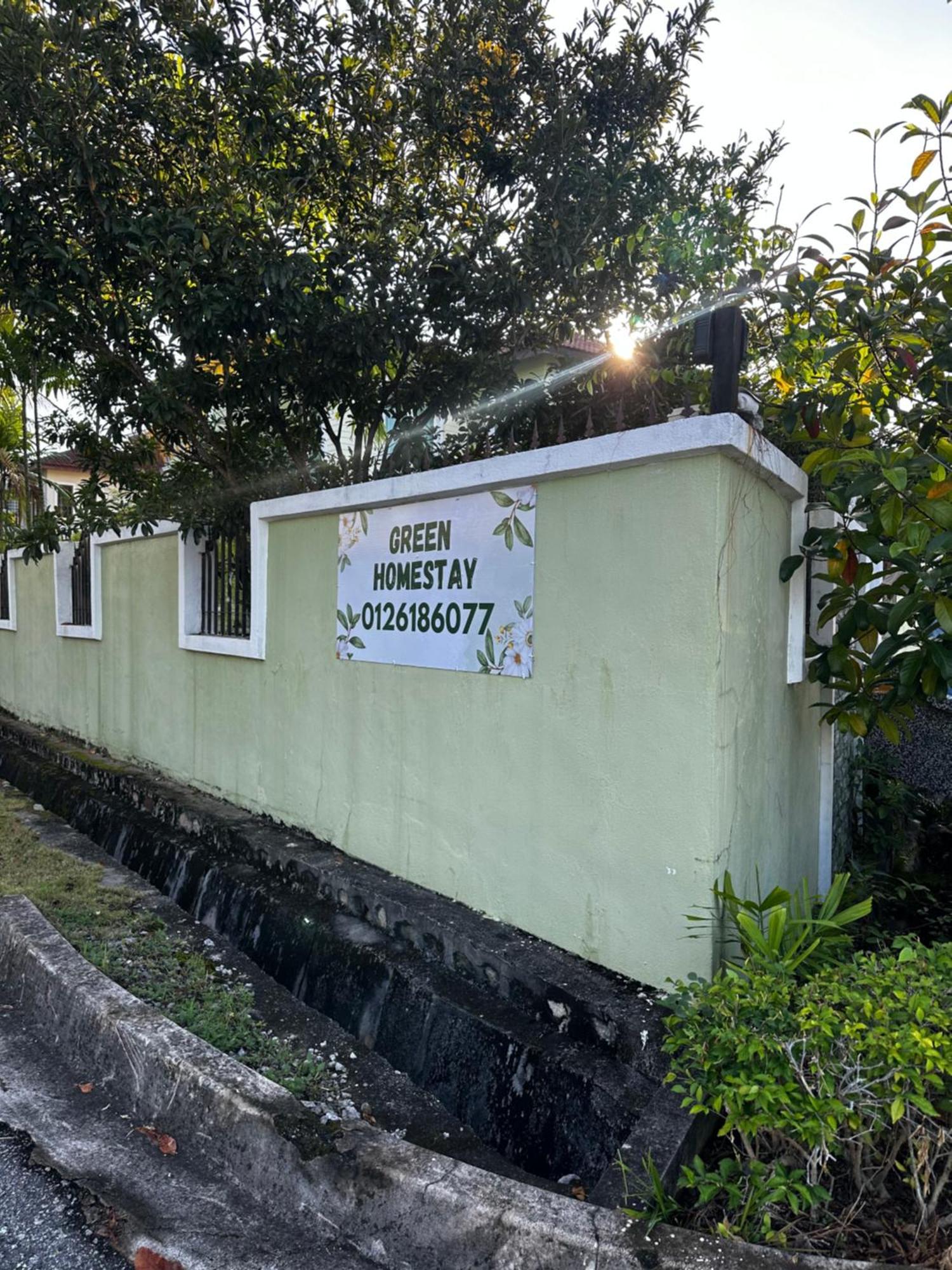 Green Homestay Nilai Zewnętrze zdjęcie