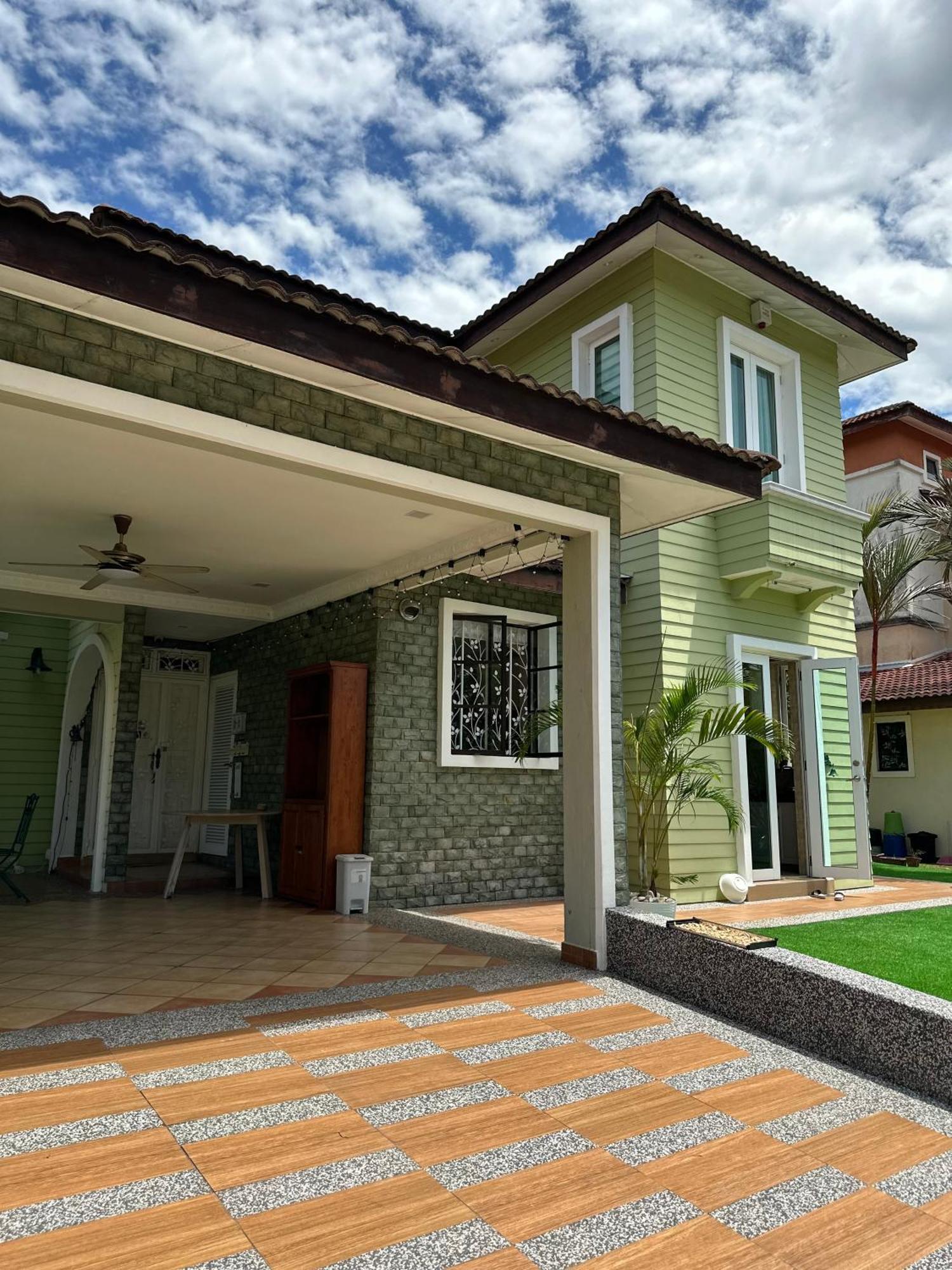 Green Homestay Nilai Zewnętrze zdjęcie